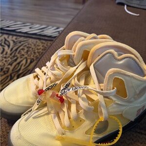 Brand New off white Jordan’s